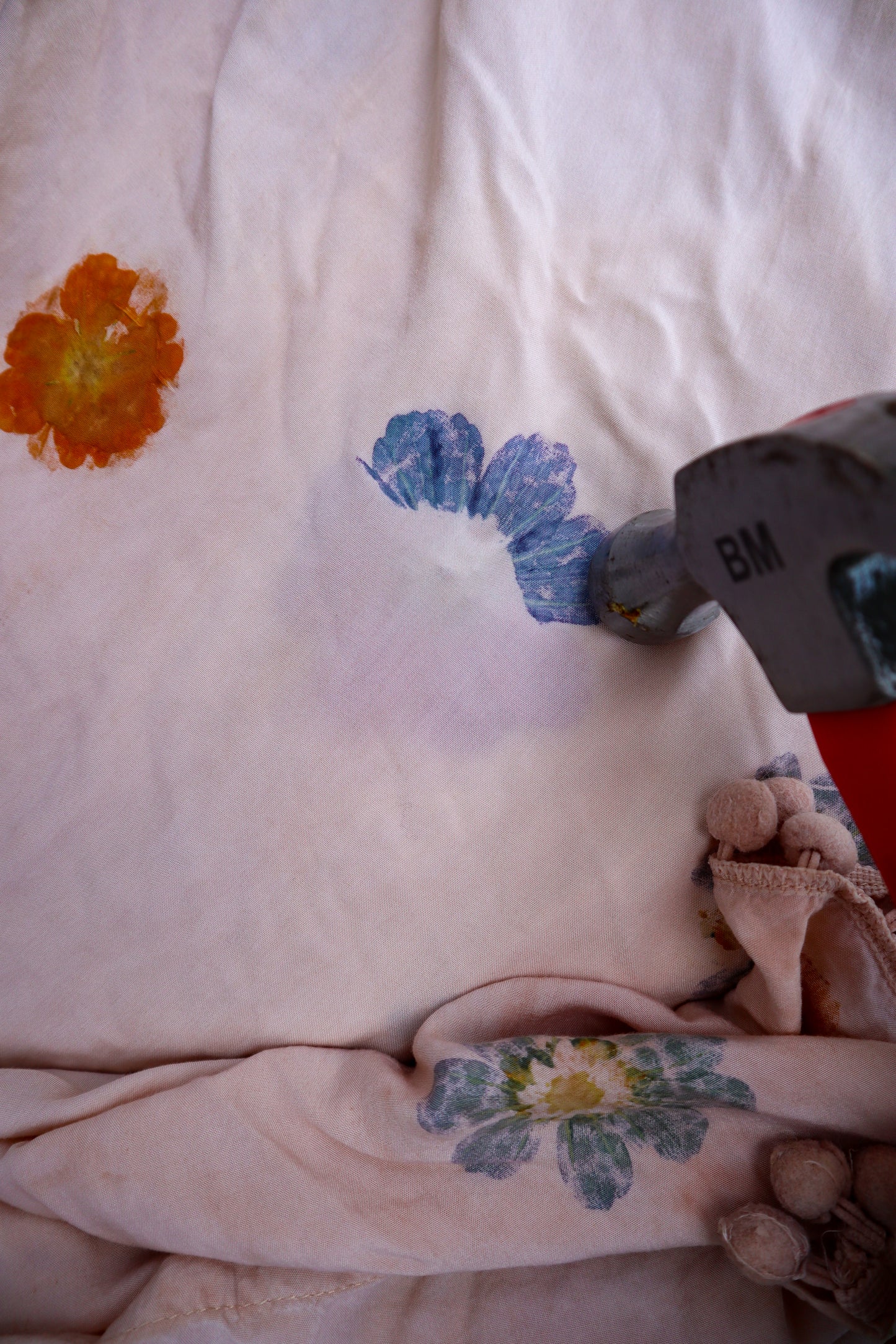 Flower & Leaf Hammering - Natural Dye Tutorial